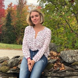 Meet your Posher, Lydia